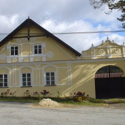 Oprava fasády Třešňový Újezdec 2010