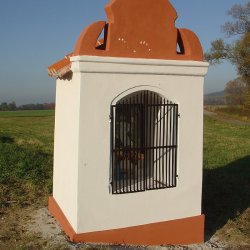 Oprava kapličky Třešňový Újezdec 2011