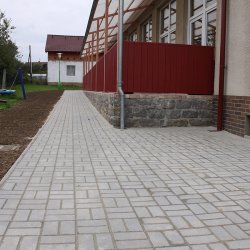 Rekonstrukce MŠ Malovice - chodníky 2014