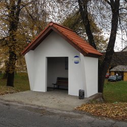 Výstavba autobusové zastávky Horní Chrášťany 2013